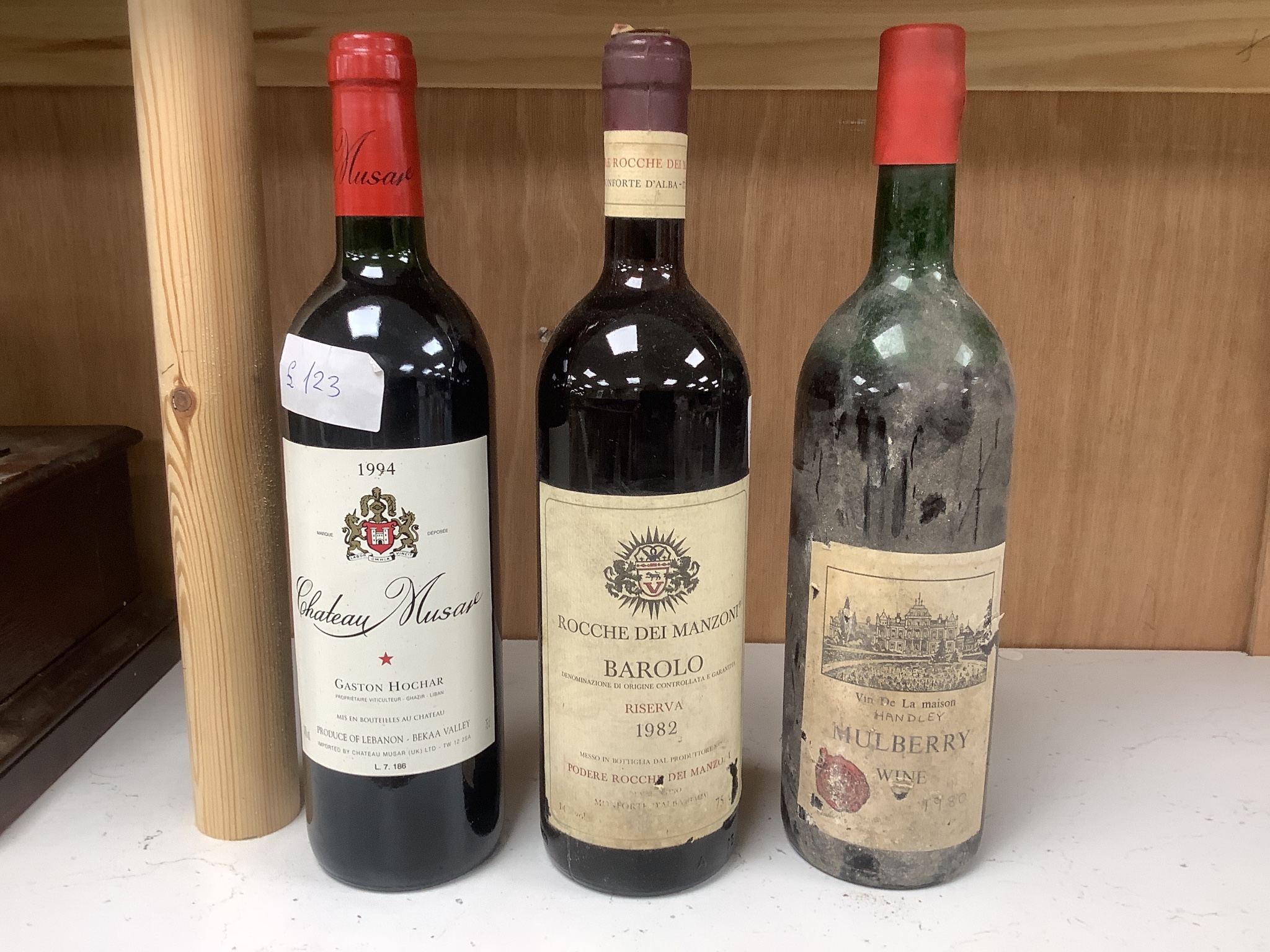 Ten bottles of mixed wines including a bottle of Mas Daumas de Gassac